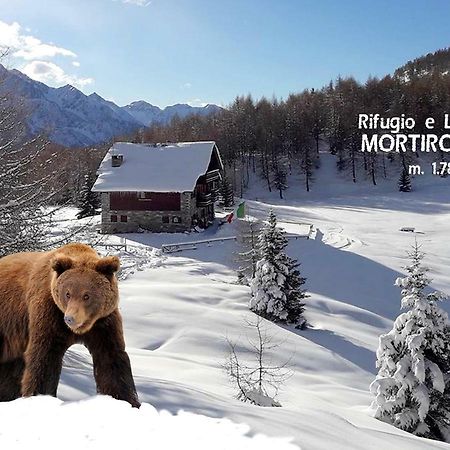 Rifugio Al Lago Del Mortirolo In Inverno Raggiungibile Solo A Piedi Monno Eksteriør bilde