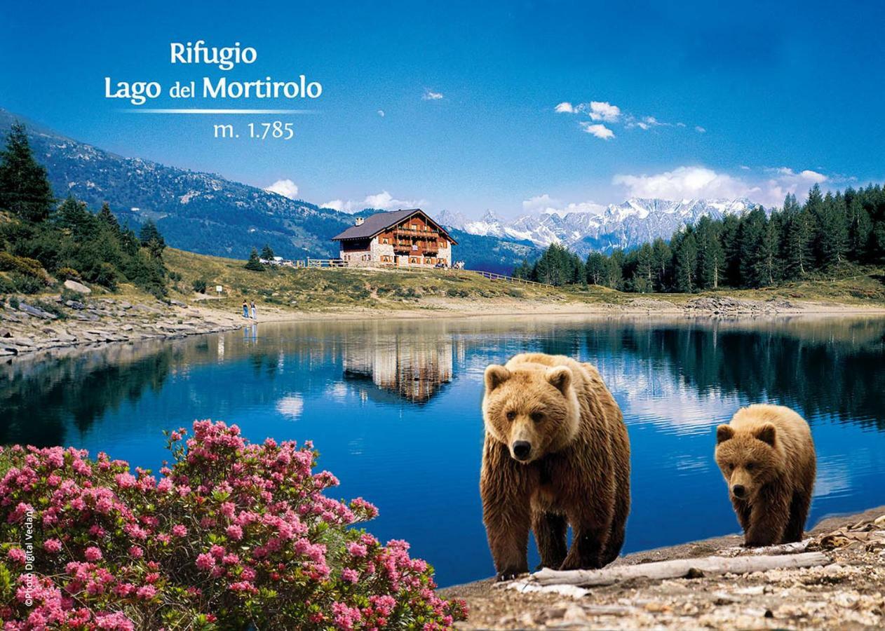 Rifugio Al Lago Del Mortirolo In Inverno Raggiungibile Solo A Piedi Monno Eksteriør bilde
